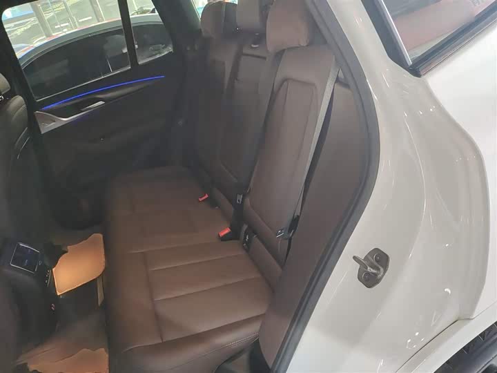 Фото 17 - BMW X3