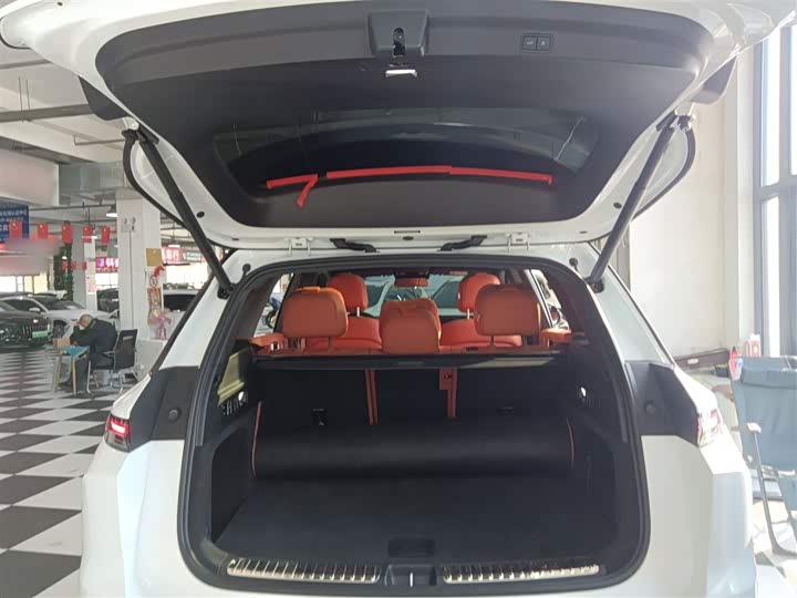 Фото 19 - LiXiang L7