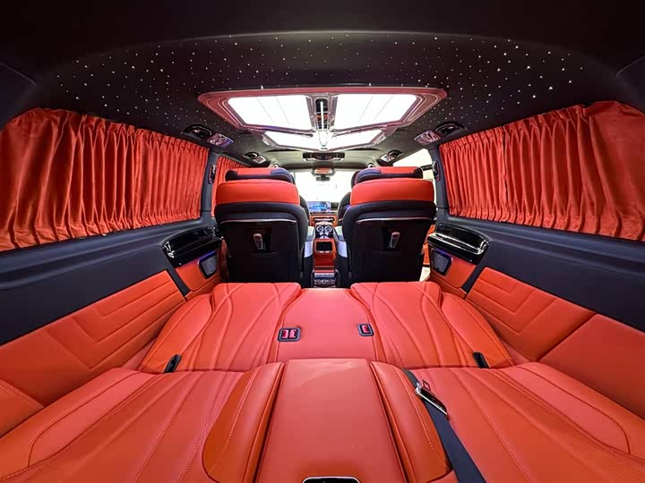 Фото 11 - Mercedes-Benz Vito