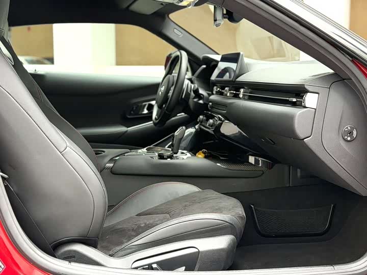 Фото 5 - Toyota Supra