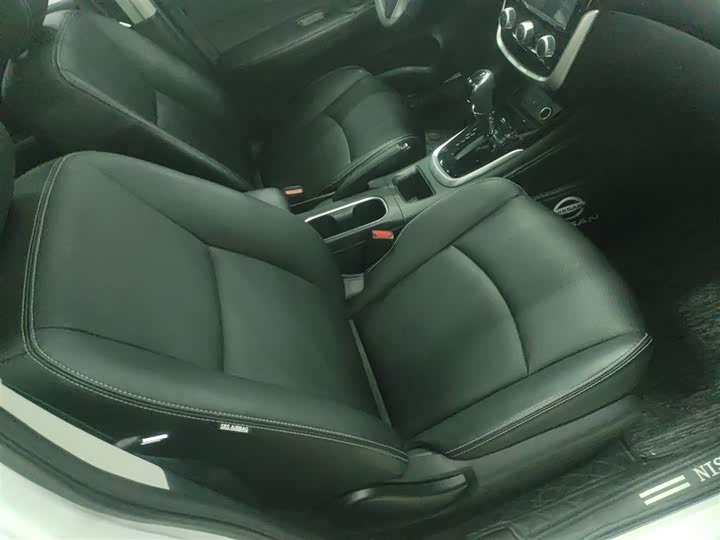 Фото 25 - Nissan Tiida