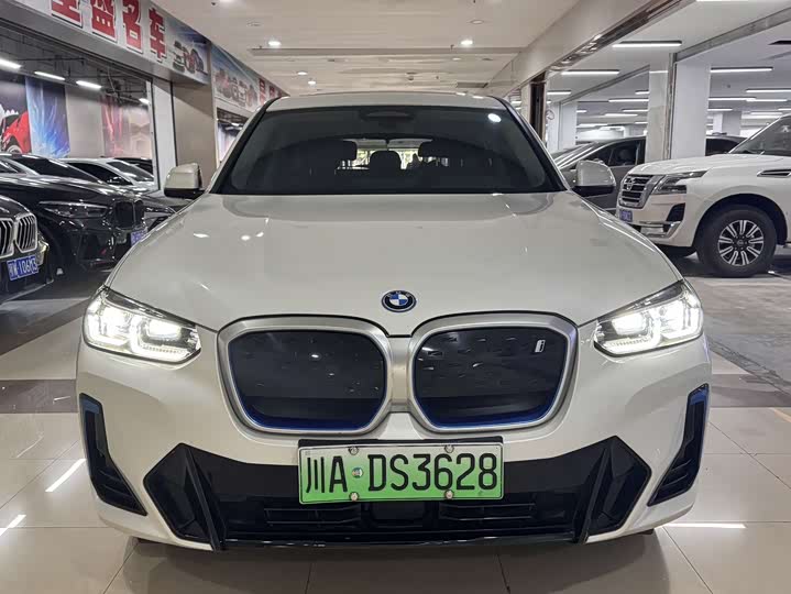 Фото 2 - BMW iX3
