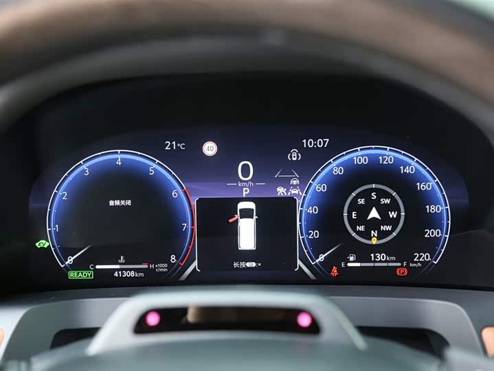 Фото 17 - Toyota Vellfire