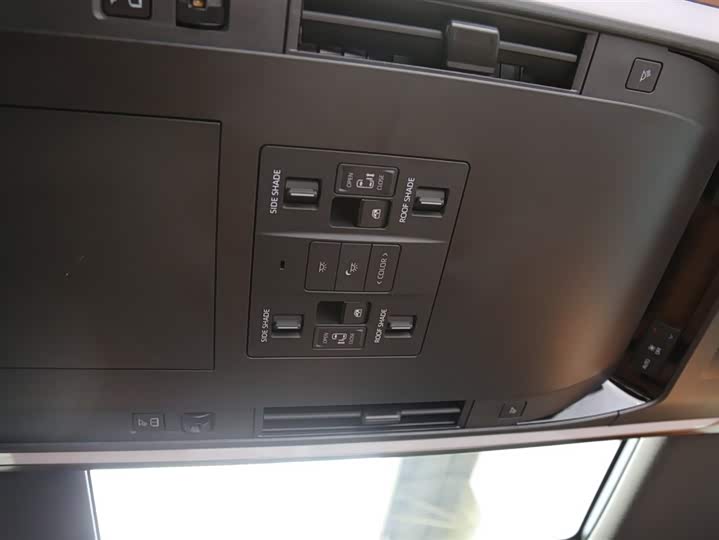 Фото 9 - Toyota Vellfire