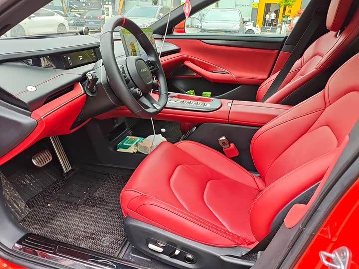 Фото 7 - Xiaomi SU7