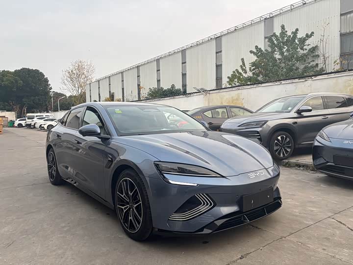 Фото 3 - BYD Seal