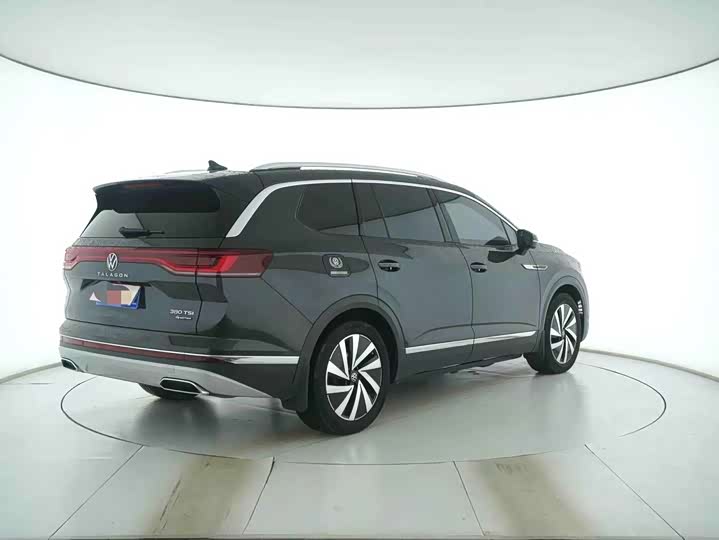 Фото 10 - Volkswagen Talagon