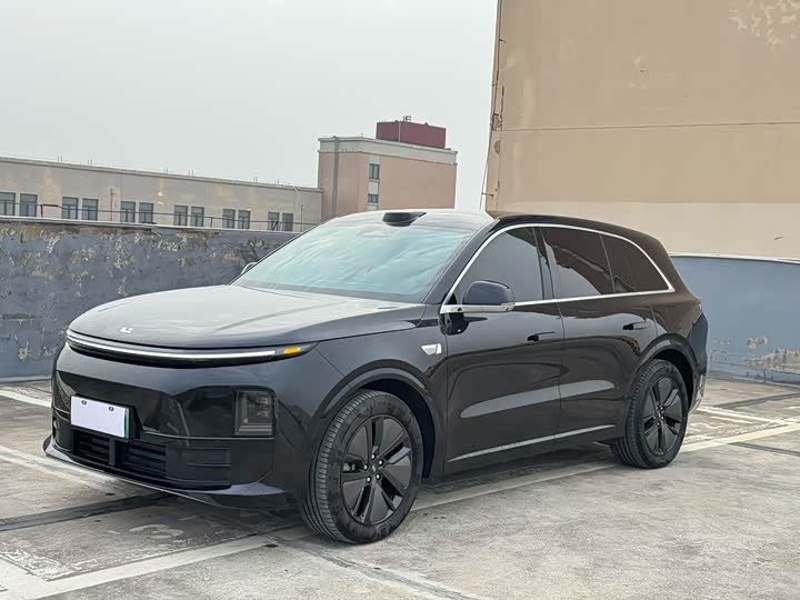 Фото 1 - LiXiang L6