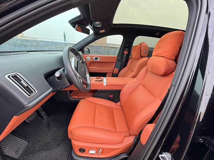 Фото 7 - LiXiang L6