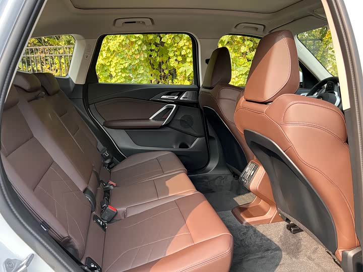 Фото 14 - BMW X1