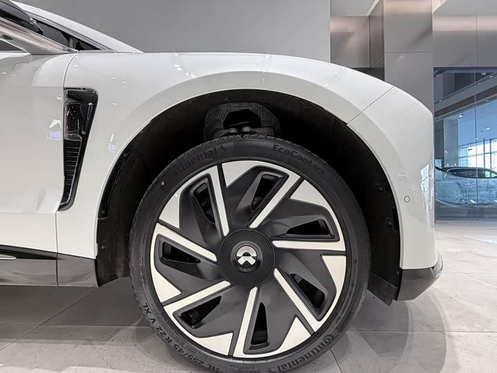 Фото 16 - Nio ET9