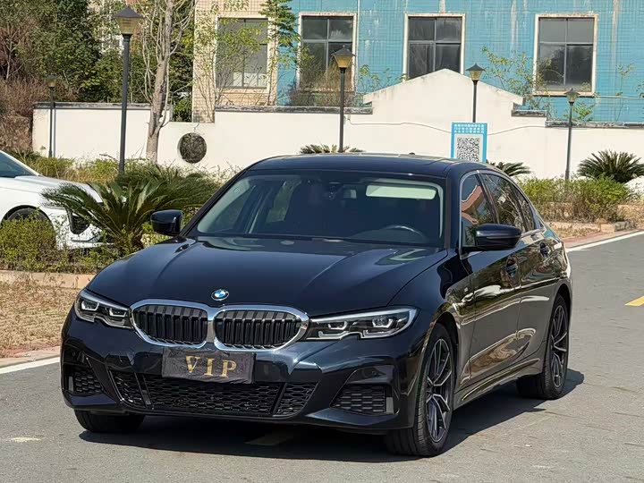 Фото 1 - BMW 3 Series