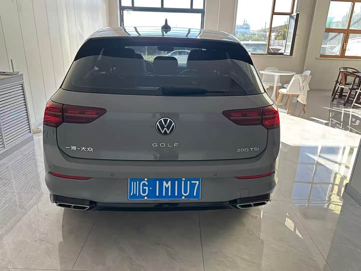 Фото 4 - Volkswagen Golf