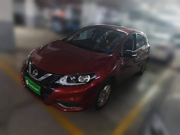 Фото 1 - Nissan Tiida