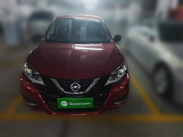 Фото 24 - Nissan Tiida