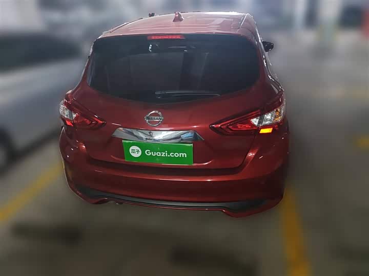 Фото 28 - Nissan Tiida