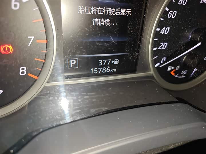 Фото 5 - Nissan Tiida