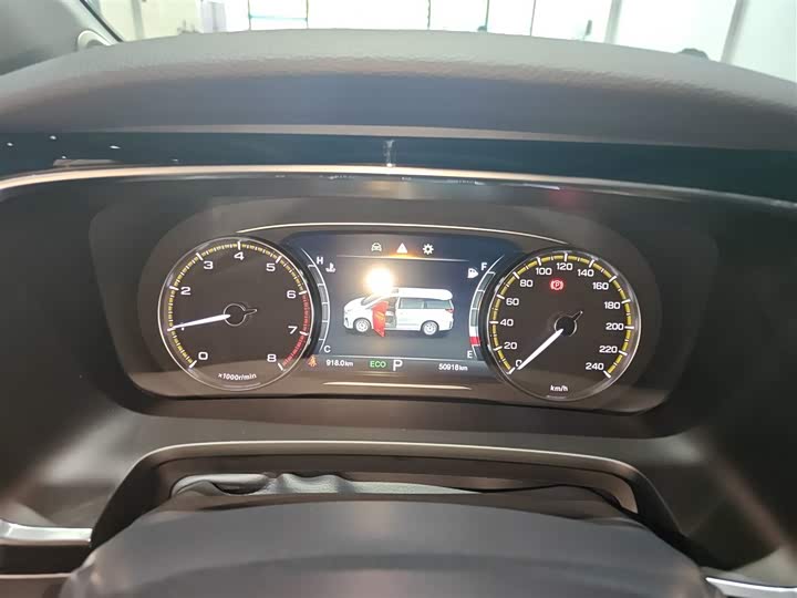 Фото 12 - GAC Trumpchi M8