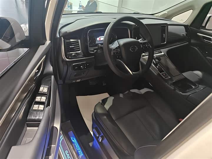 Фото 16 - GAC Trumpchi M8