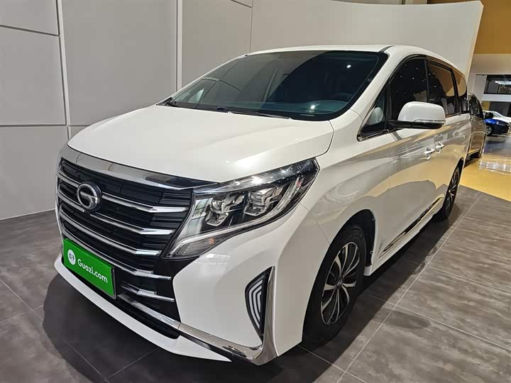 Фото 2 - GAC Trumpchi M8