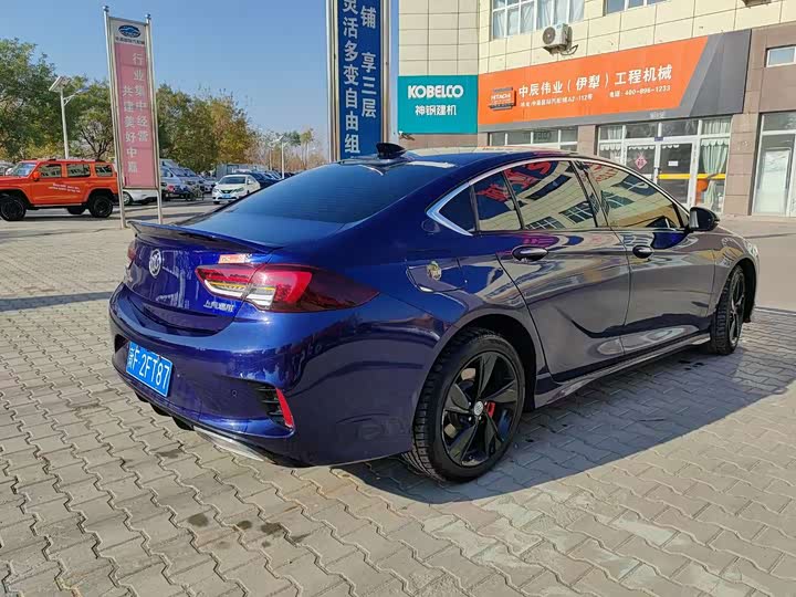 Фото 4 - Buick Regal