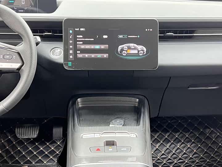 Фото 11 - Changan Oshan 520