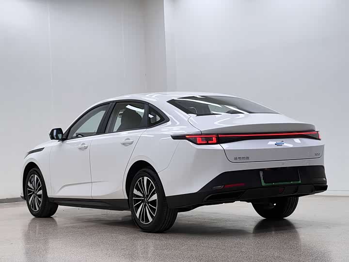 Фото 6 - Changan Oshan 520