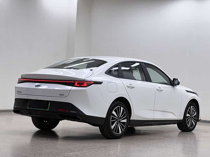 Фото 7 - Changan Oshan 520