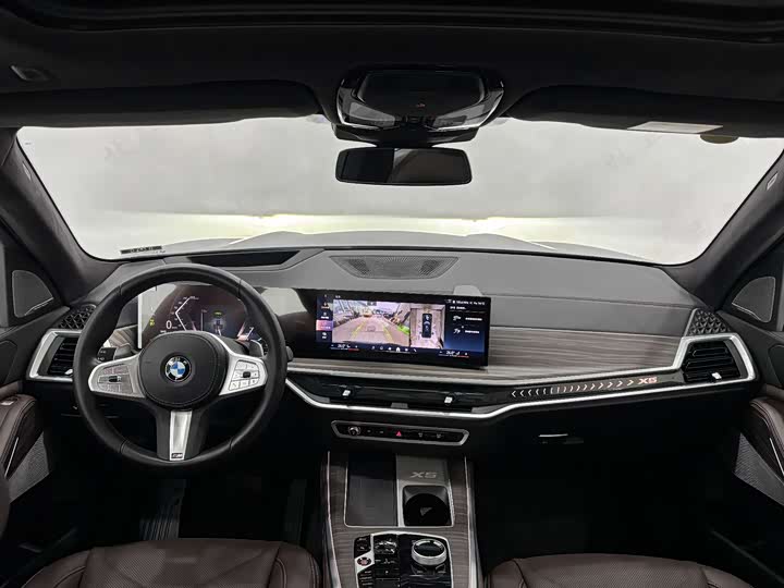 Фото 15 - BMW X5