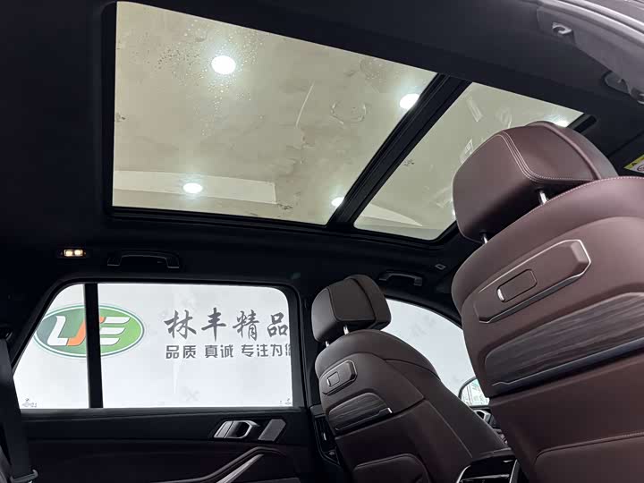 Фото 29 - BMW X5