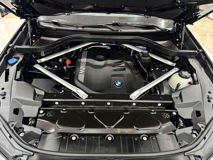 Фото 32 - BMW X5