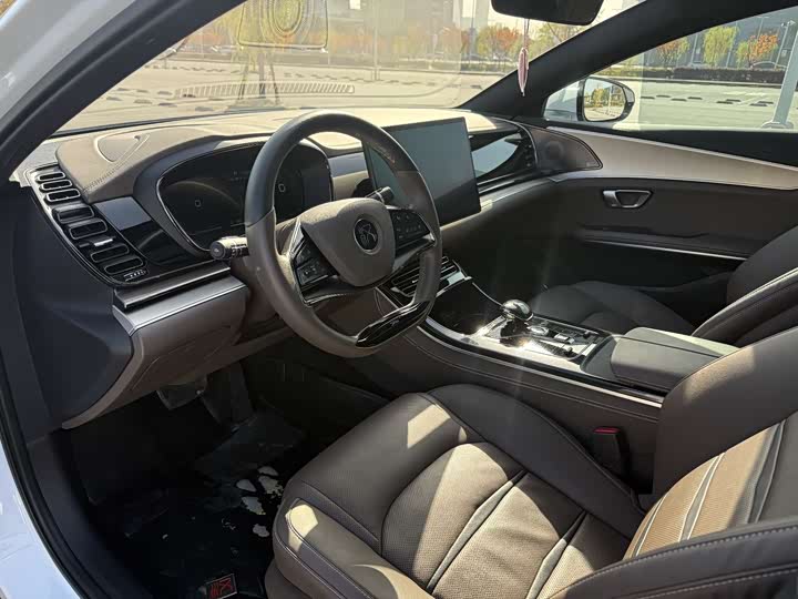 Фото 7 - BYD Han