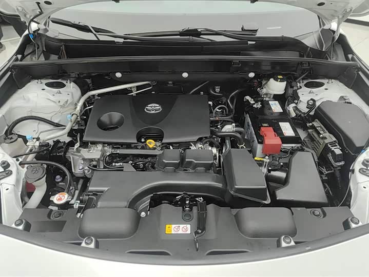 Фото 10 - Toyota Harrier