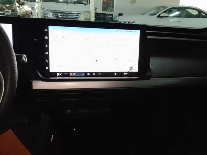 Фото 13 - XPeng P7