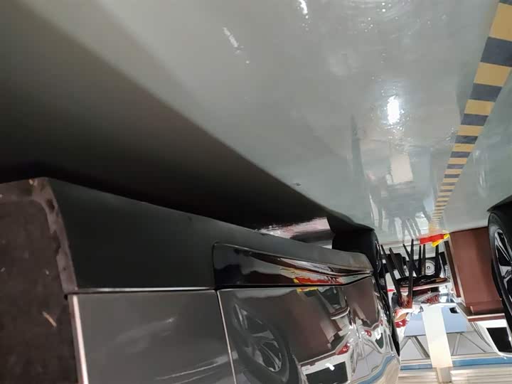 Фото 21 - XPeng P7