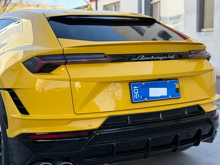 Фото 7 - Lamborghini Urus