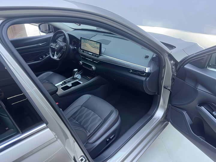 Фото 11 - Nissan Teana