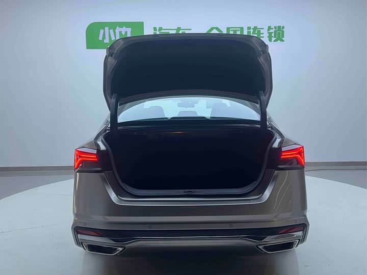 Фото 22 - Nissan Teana