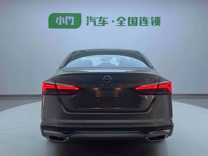 Фото 5 - Nissan Teana