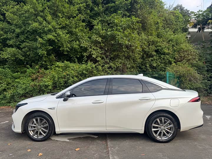 Фото 3 - GAC Aion S