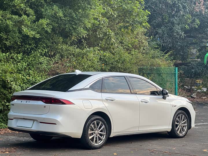 Фото 5 - GAC Aion S