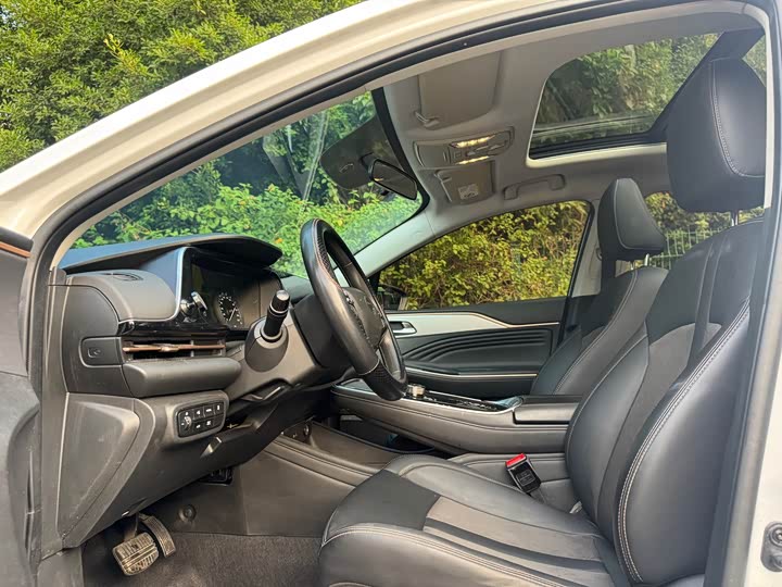 Фото 9 - GAC Aion S