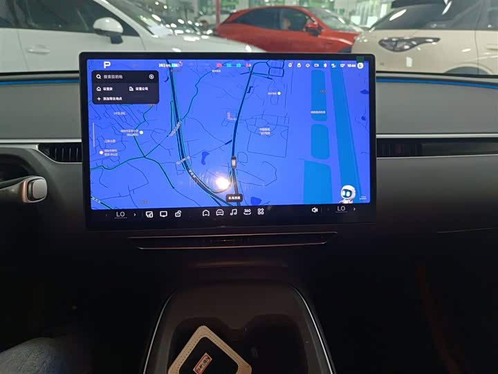 Фото 13 - XPeng Mona M03