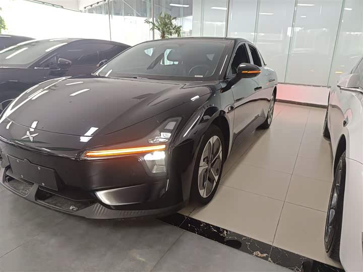 Фото 24 - XPeng Mona M03