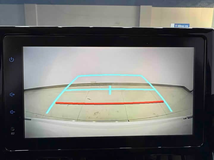 Фото 9 - Toyota Corolla