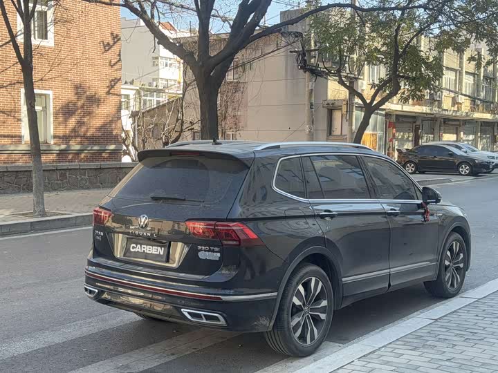 Фото 9 - Volkswagen Tiguan L Pro