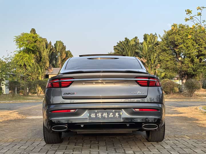 Фото 14 - Geely Preface