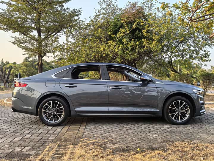 Фото 16 - Geely Preface