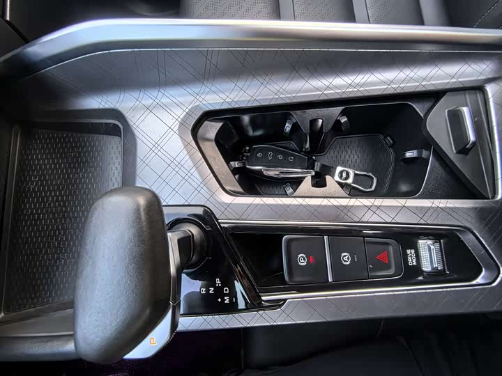 Фото 9 - Geely Preface