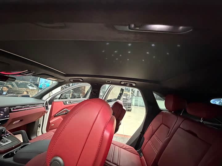 Фото 14 - Porsche Cayenne